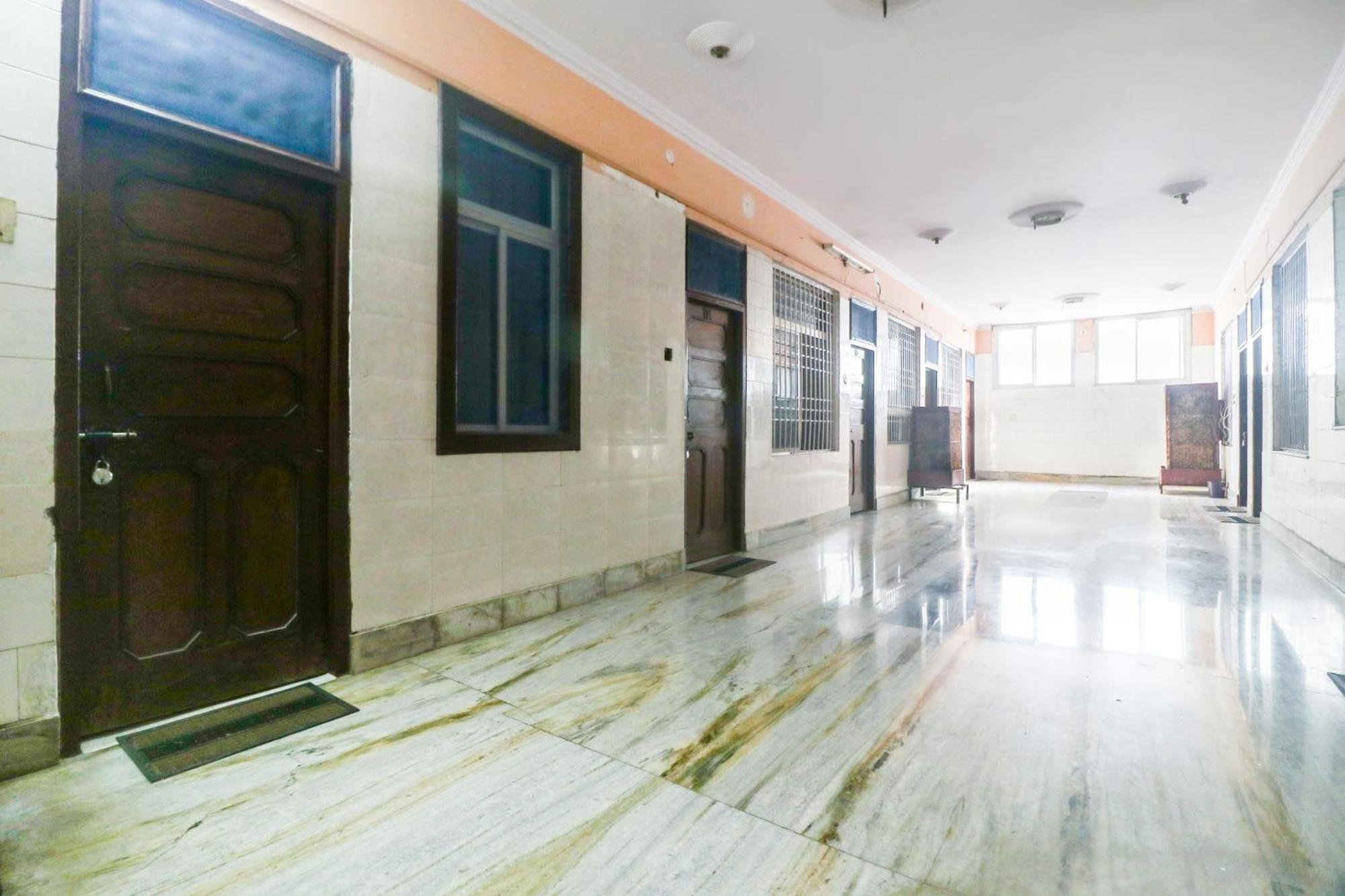 Alīgarh Spot On Hotel Anand Bhawan מראה חיצוני תמונה