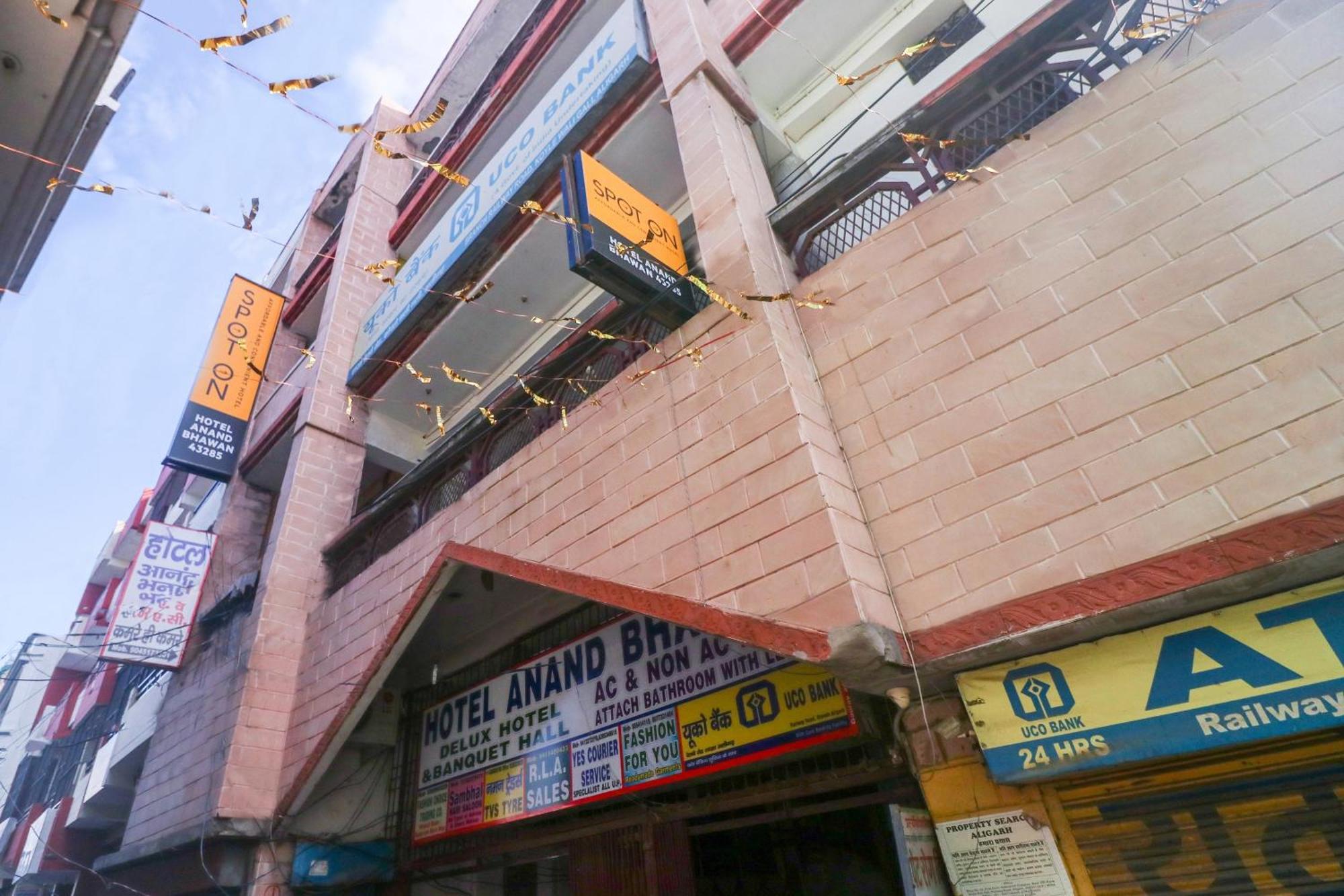 Alīgarh Spot On Hotel Anand Bhawan מראה חיצוני תמונה