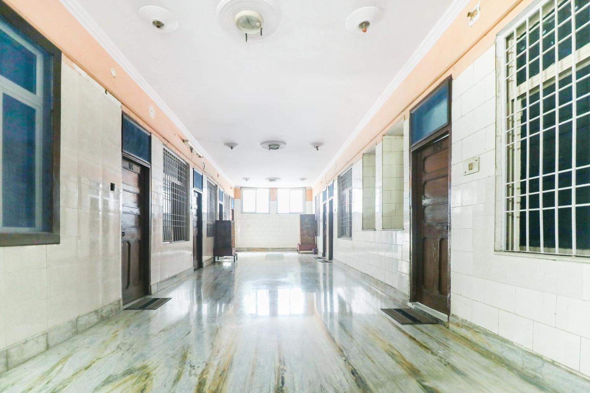 Alīgarh Spot On Hotel Anand Bhawan מראה חיצוני תמונה