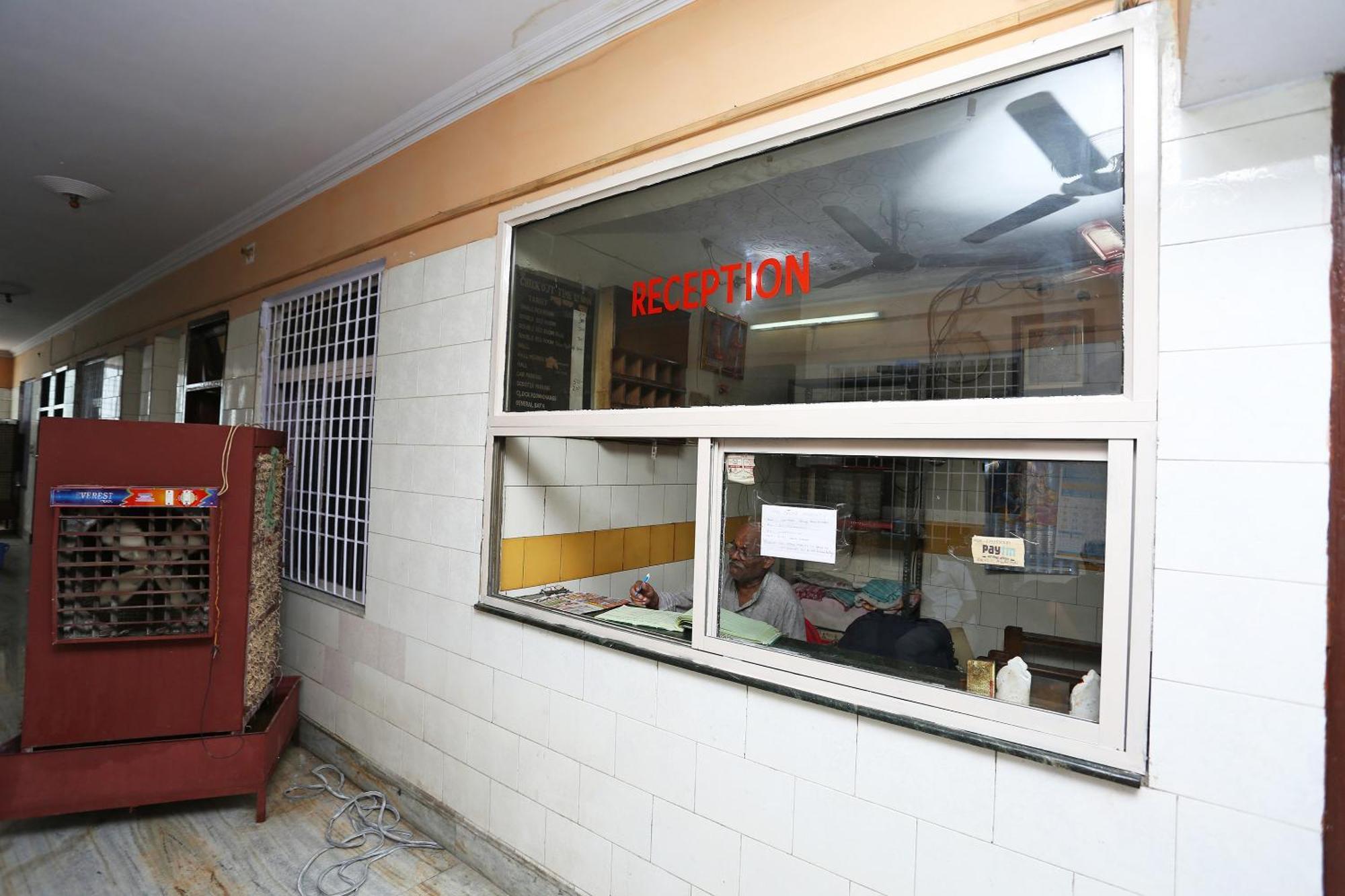 Alīgarh Spot On Hotel Anand Bhawan מראה חיצוני תמונה