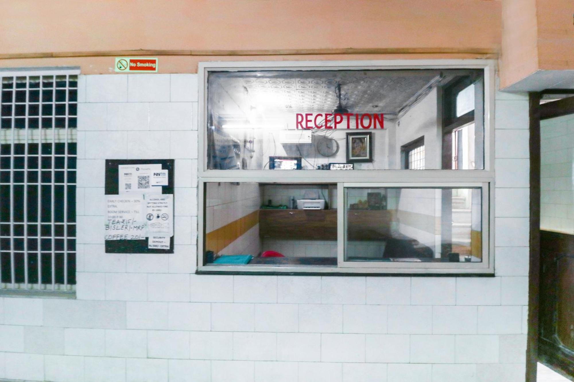 Alīgarh Spot On Hotel Anand Bhawan מראה חיצוני תמונה