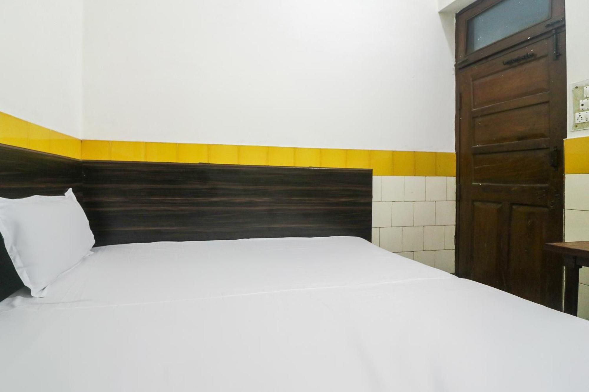 Alīgarh Spot On Hotel Anand Bhawan מראה חיצוני תמונה