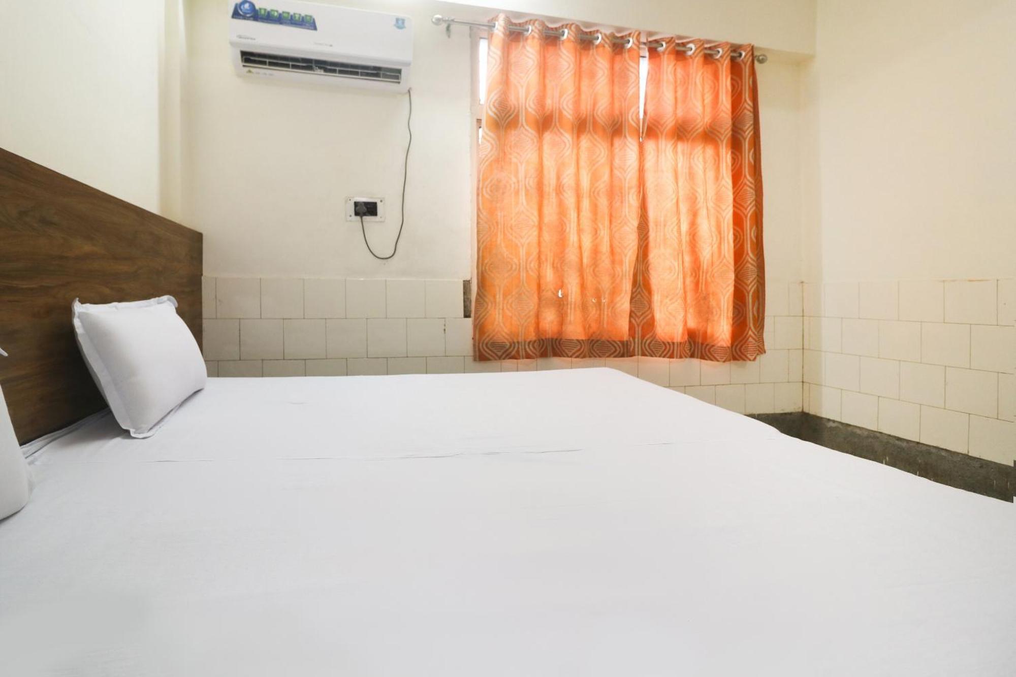 Alīgarh Spot On Hotel Anand Bhawan מראה חיצוני תמונה