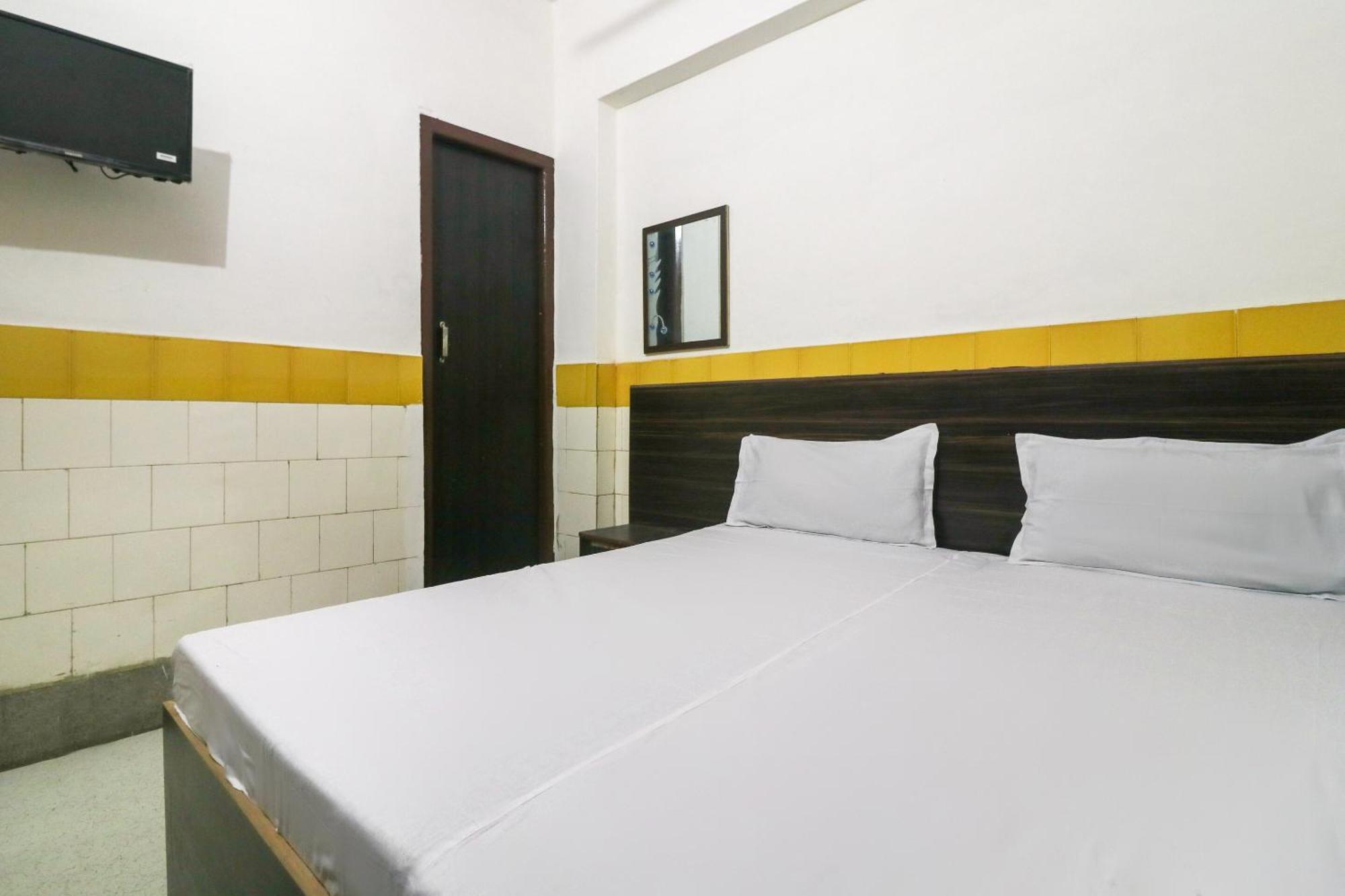 Alīgarh Spot On Hotel Anand Bhawan מראה חיצוני תמונה