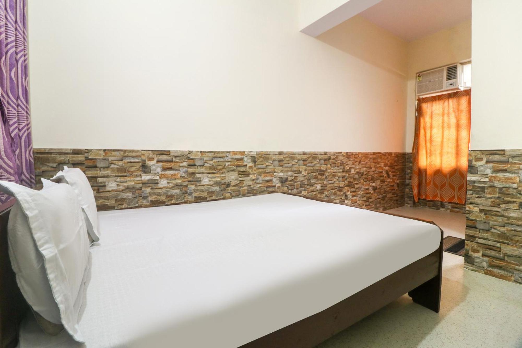 Alīgarh Spot On Hotel Anand Bhawan מראה חיצוני תמונה