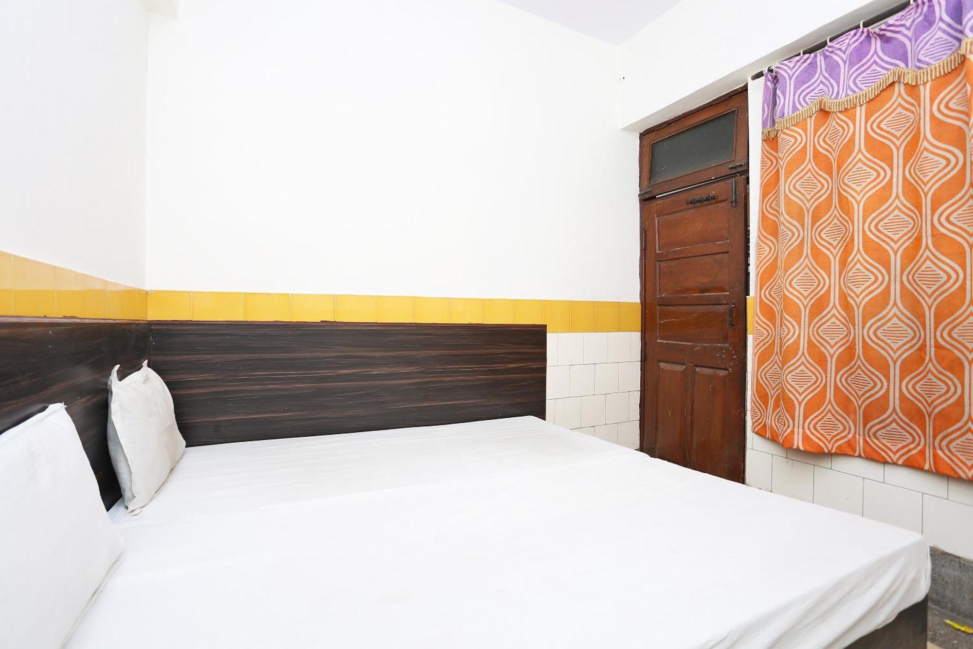 Alīgarh Spot On Hotel Anand Bhawan מראה חיצוני תמונה